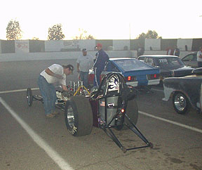 Speedworld at sunset, Earl double-checking things before a time trial
